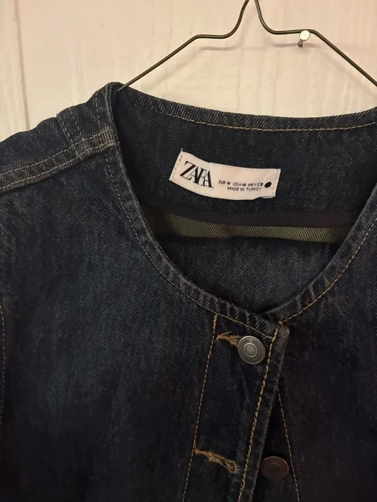 Euc Zara Dark Blue Denim Button Front denim vest set matching jeans size medium - Picture 3 of 3